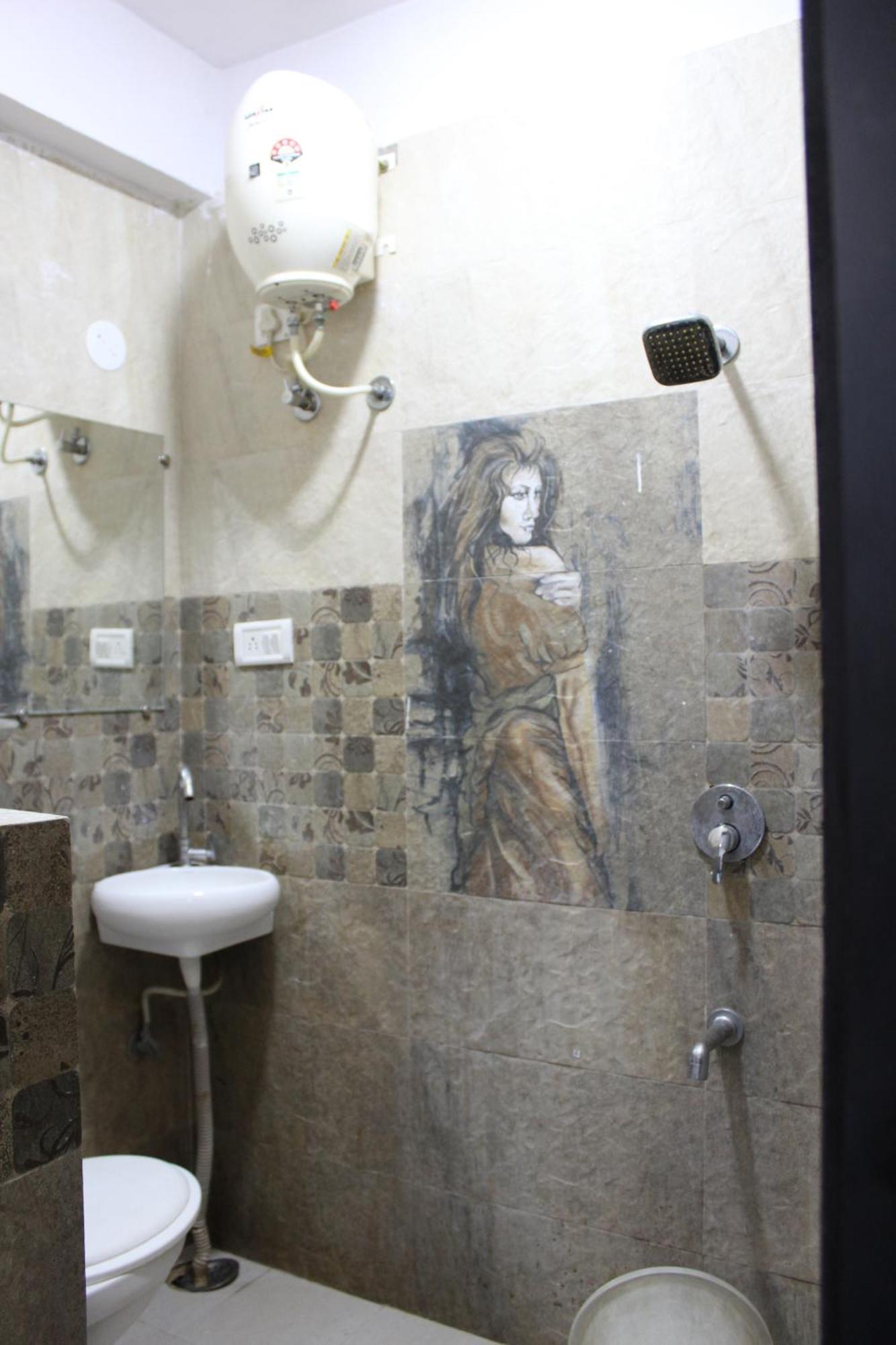 Hotel Quality Time Udaipur Eksteriør billede